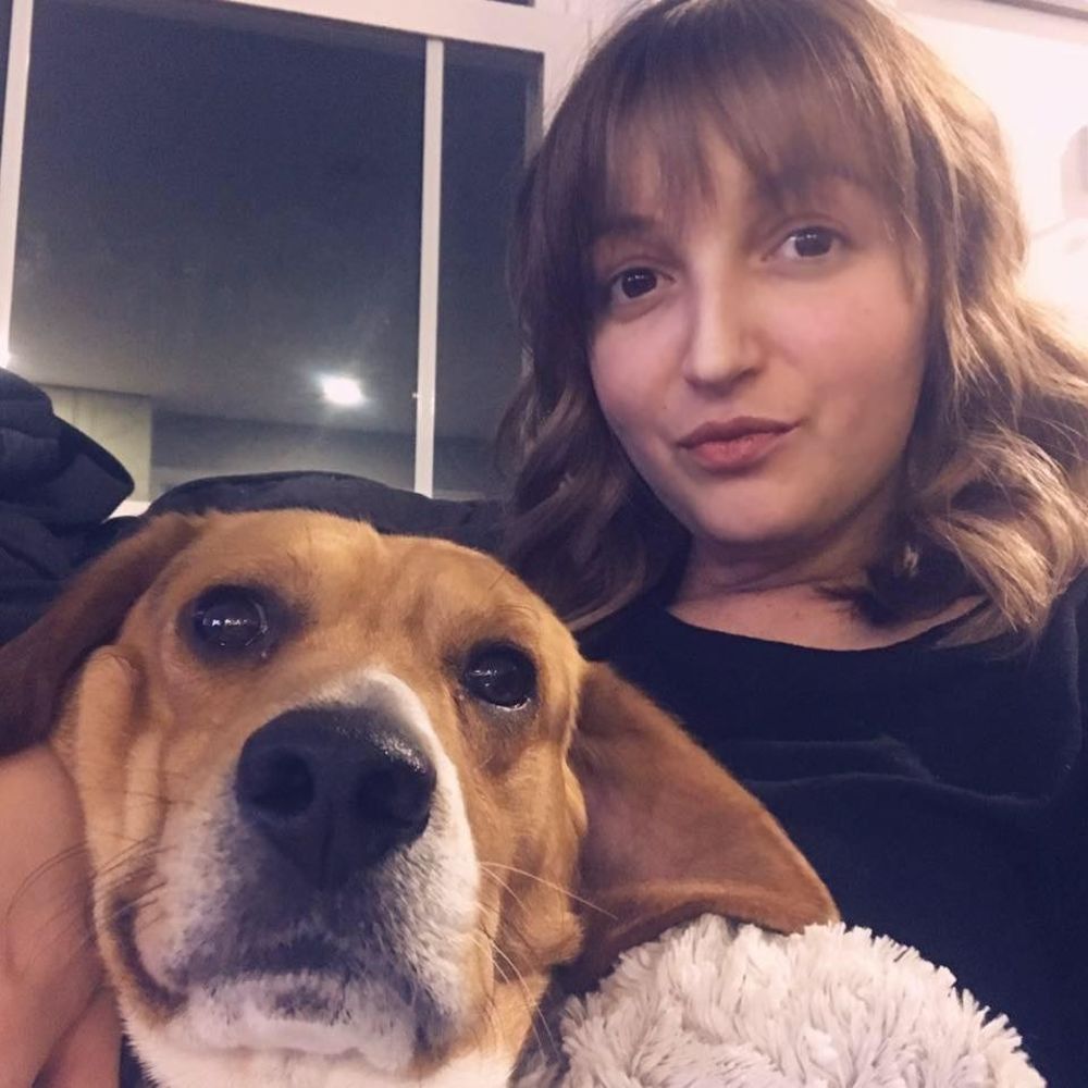 Meet your Posher, Leila